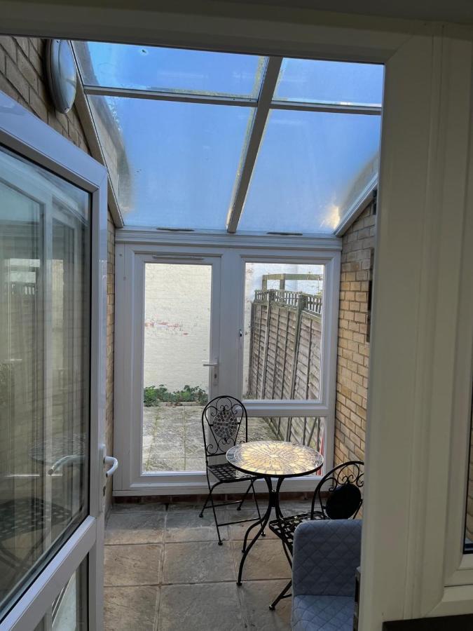 Three Bedroom House In Tooting By Star Apartments ลอนดอน ภายนอก รูปภาพ